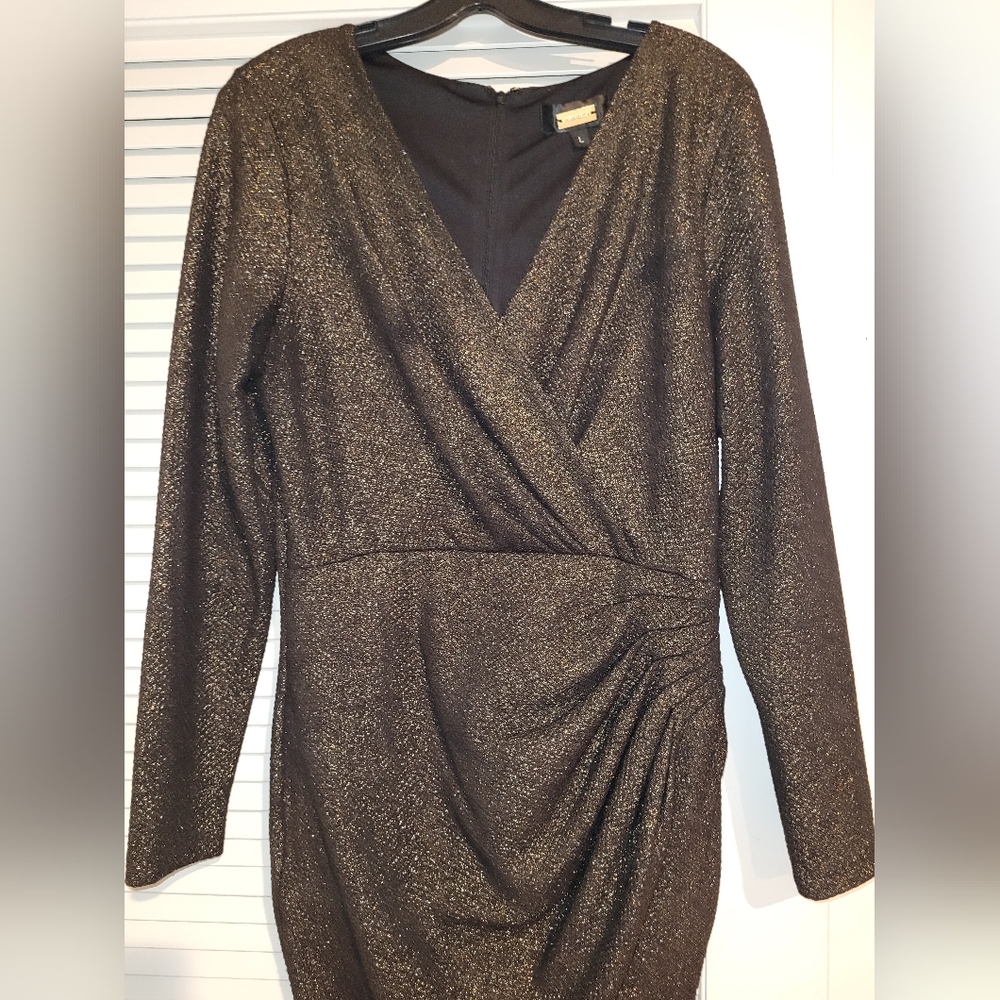 Dress - Picture 4 of 4